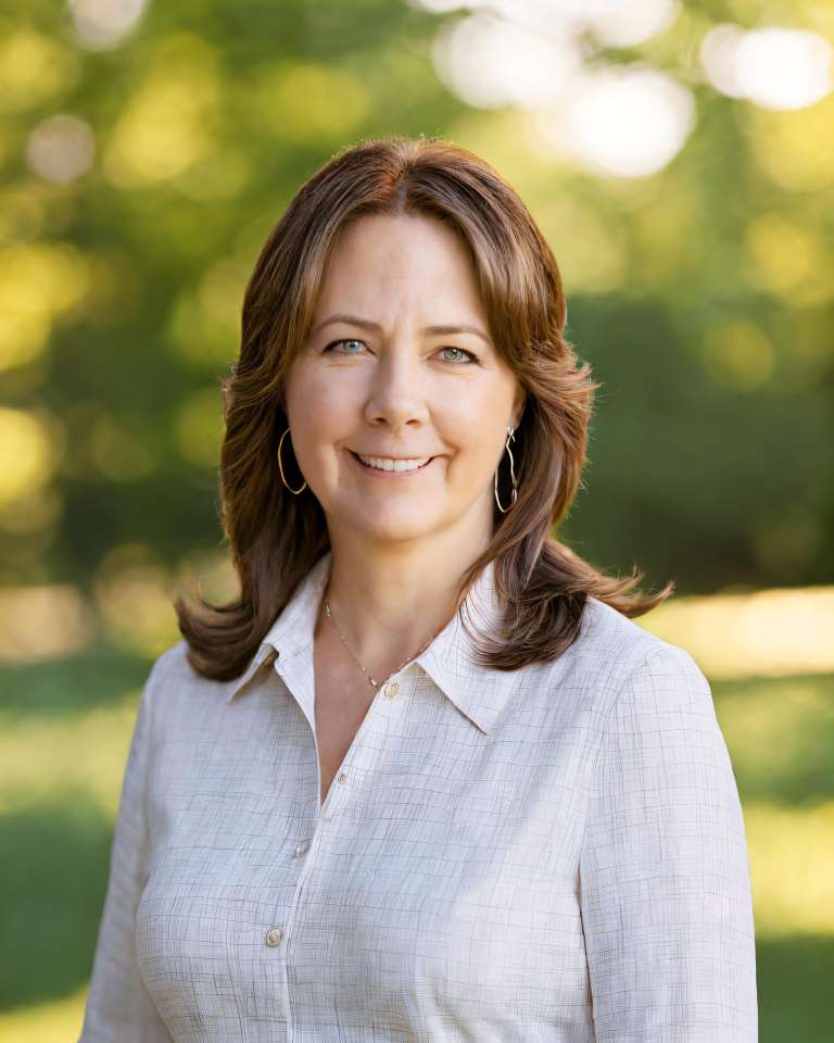 Charlaine Robinson, MA RCC - EMDR therapist and EMDRIA Approved Consultant in Victoria BC